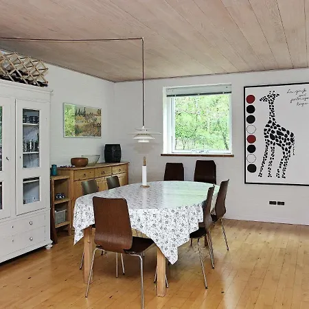 Five-bedroom Holiday In Skals * Hjarbæk
