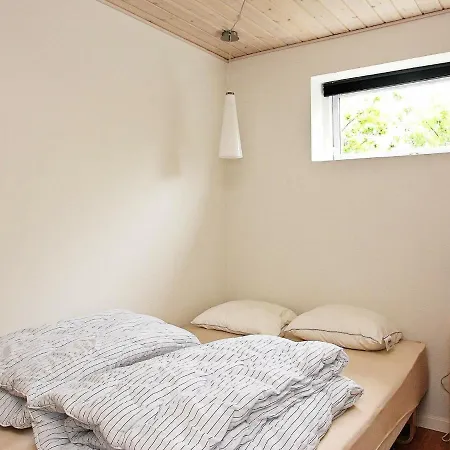 Five-bedroom Holiday In Skals * Hjarbæk