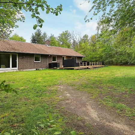Tatil Evi Five-bedroom Holiday In Skals