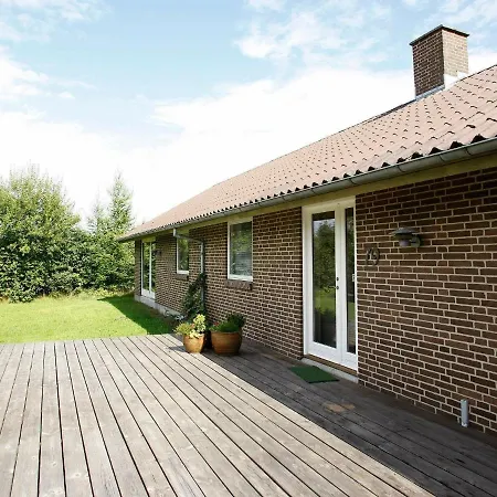 Five-bedroom Holiday In Skals * Hjarbæk